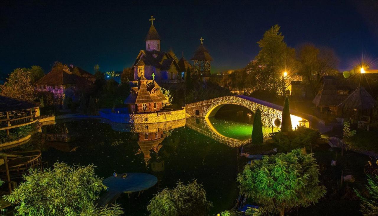 Ethno Village Stanisici Bijeljina Exteriér fotografie