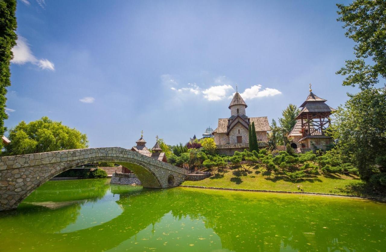 Ethno Village Stanisici Bijeljina Exteriér fotografie